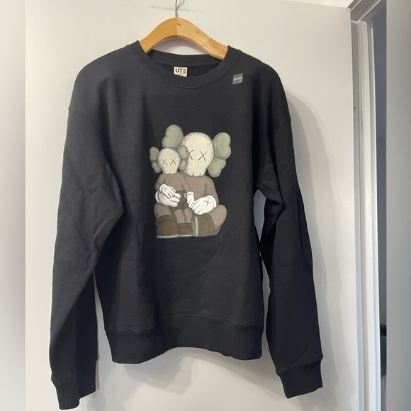 Uniqlo x Kaws - Picture 2 of 4